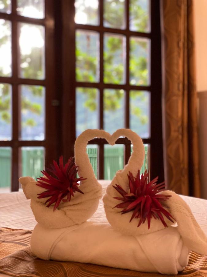 Sophias Beach Guest House Эль-Нидо Экстерьер фото