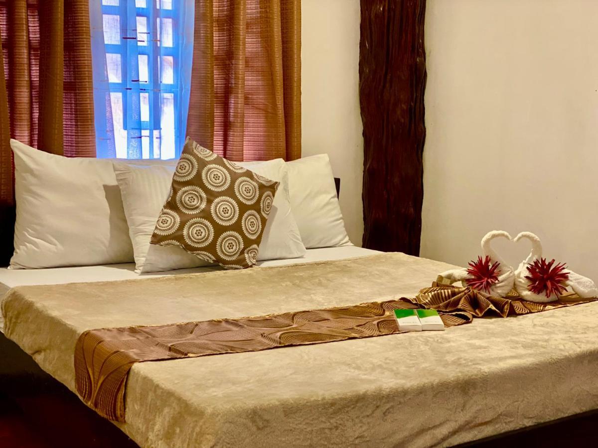 Sophias Beach Guest House Эль-Нидо Экстерьер фото