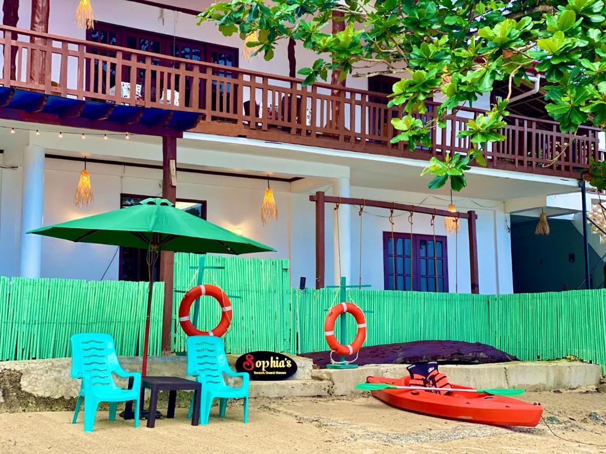 Sophias Beach Guest House Эль-Нидо Экстерьер фото